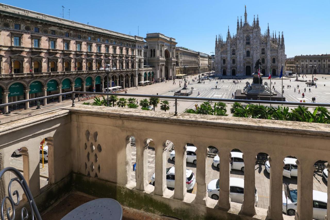 Duomo Cathedral View - Luxury Apartment Milan Exterior photo