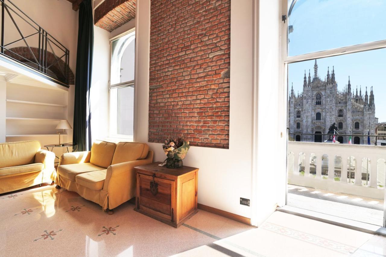 Duomo Cathedral View - Luxury Apartment Milan Exterior photo