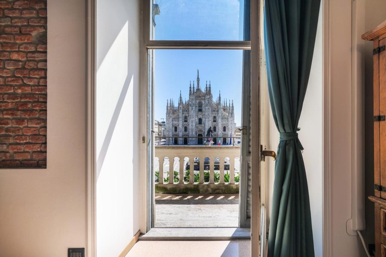 Duomo Cathedral View - Luxury Apartment Milan Exterior photo